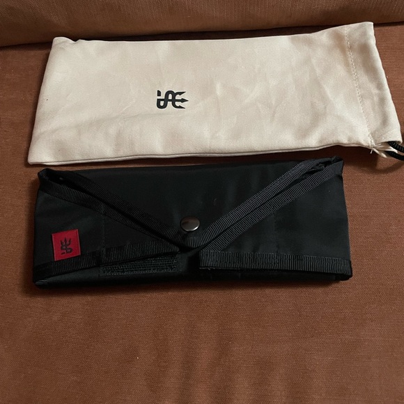 SOLD—Sonia G Brush Envelope - Picture 2 of 5